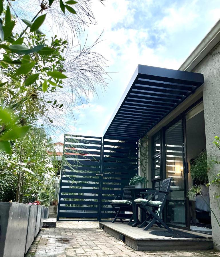 Art-Inspired Bedroom Close To Cbd มอสเซิลเบย์ ภายนอก รูปภาพ
