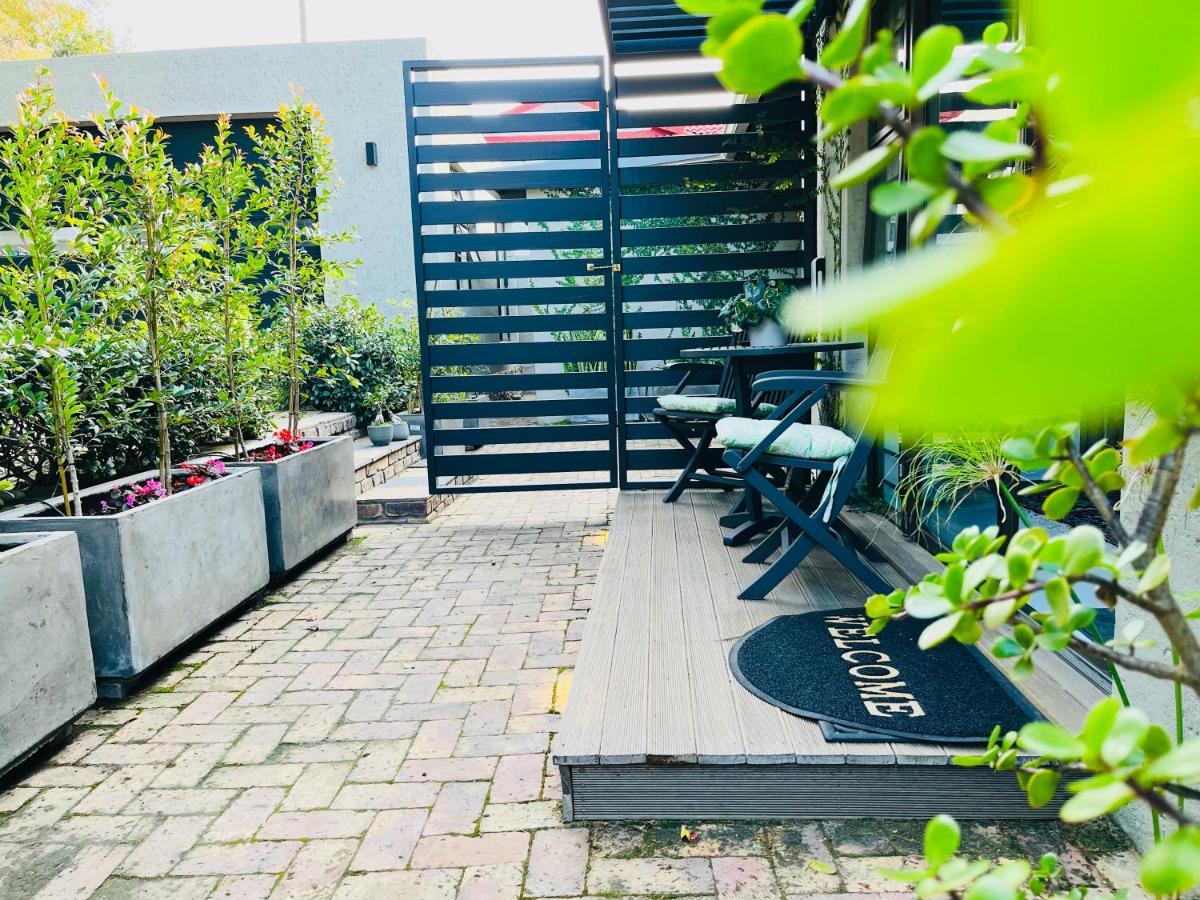 Art-Inspired Bedroom Close To Cbd มอสเซิลเบย์ ภายนอก รูปภาพ